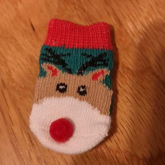 Cat Sweater And Reindeer Socks Bundle - Picture 4 of 6